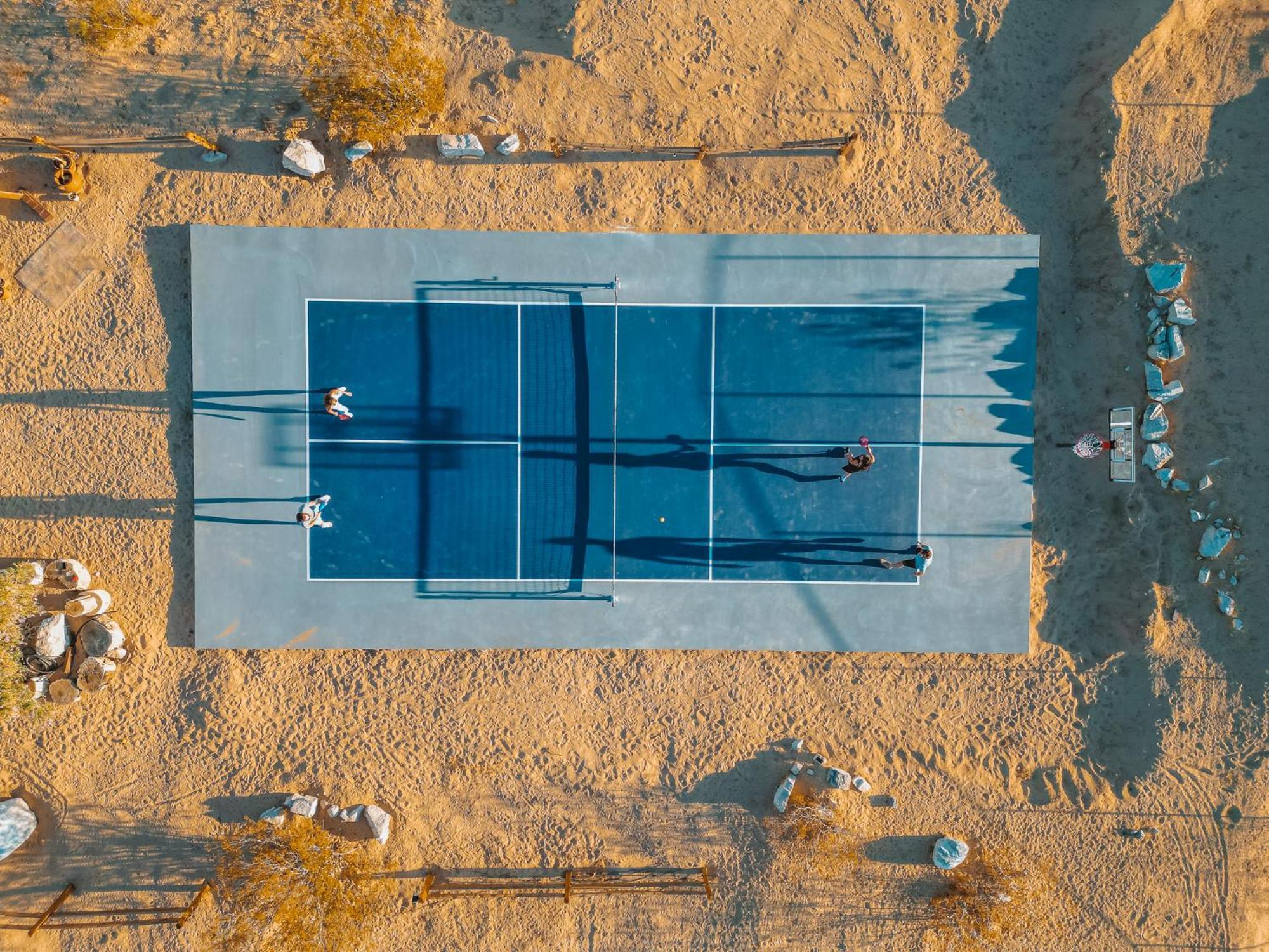Sapphire Haven + Casita! Pool + Spa + Movie Theatre + 10 Min To Monument! 조슈아 트리 외부 사진
